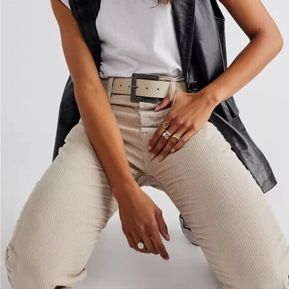 Levi's Ribcage Straight Ankle Jean Corduroy Pants Size 31 - Picture 1 of 14